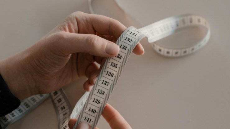 How to Measure Yourself for an Online Tailor