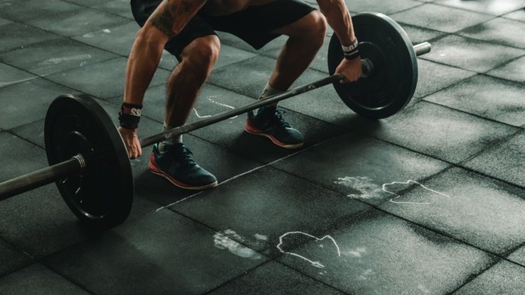 How to Find the Best Tailor in Bangkok for an Athletic Build